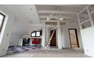 Wohnung kaufen in Kleine Hülengasse 12, 73733 Esslingen, Galeriewohnung mit Dachterrasse und Tiefgaragenstellplatz in ruhiger Lage