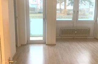 Wohnung kaufen in Robert-Koch-Str, 94315 Straubing, Helle sonnige 1,5 Zi. HP Whg. mit West Balkon, ruhige zentrale Lage,