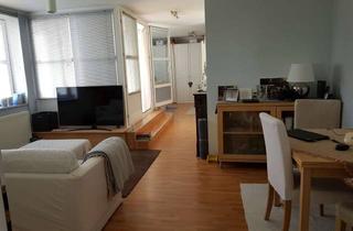 Wohnung kaufen in Konrad-Adneanuer-Str. 76, 67663 Innenstadt, Helle 2 Zimmerwohnung mit Terrasse