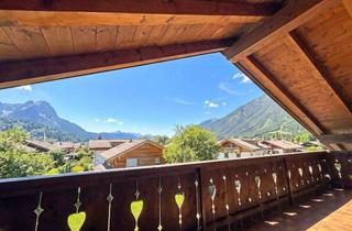 Wohnung kaufen in 82467 Garmisch-Partenkirchen, Dachgeschosswohnung in begehrter Wohnlage mit unverbaubarem Blick
