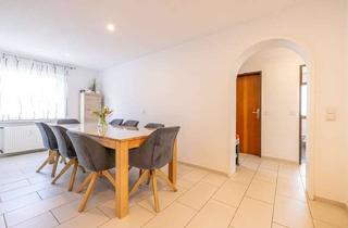 Wohnung kaufen in 75038 Oberderdingen, Ab sofort bezugsfrei! 3,5-Zimmer-Wohnung mit Balkon und Garage in Oberderdingen