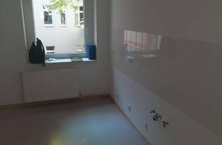 Wohnung mieten in Schönfließer Str. 10, 10439 Prenzlauer Berg, Helle 3-Zimmer-Altbauwohnung mit großem Balkon und Dielenboden in Berlin-Prenzlauer Berg