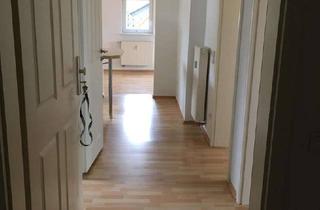 Wohnung mieten in 55469 Simmern, 3 ZKB DG-Wohnung (ca. 62 qm) mit Einbauküche in Simmern/Hunsrück ab 1.10.2026 zu vermieten
