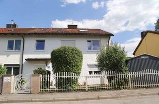 Wohnung mieten in Blumenstraße, 82152 Krailling, Ruhige, modernisierte 3-Zimmer mit Balkon und Blick ins Grüne - Krailling