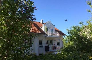 Wohnung mieten in Riesengebirgsstr., 86551 Aichach, Top-gepflegte 2 Zimmer-DG-Wohnung, absolut ruhig und mit seltenem Blick ins Grüne