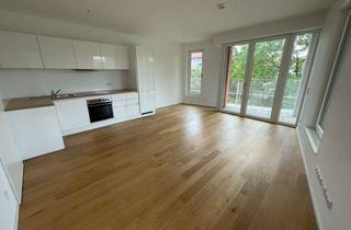 Wohnung mieten in Isarstraße 8b, 91052 Erlangen, Komfortabel wohnen mit Aufzug, EBK und großem Balkon