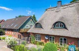 Haus kaufen in 24306 Lebrade, Außergewöhnlich vielseitig – Reetdachkate mit zusätzlicher Haushälfte in Lebrade