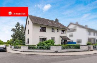 Haus kaufen in 63329 Egelsbach, Klassisches 1-2 Familienhaus mit Einliegerbereich ! Tolles Grundstück in Toplage !