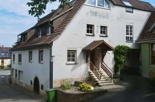 Haus kaufen in 79379 Müllheim, Zwei Wohnhäuser in Britzingen mit großem Entwicklungspotenzial