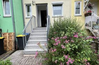 Haus kaufen in In Der Schultelle 25, 99817 Hötzelsroda, Gepflegtes, teilrenoviertes 5-Raum-Reihenmittelhaus in begehrter Wohnlage von Hötzelroda