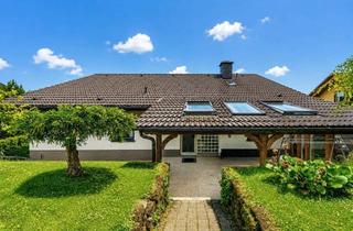 Haus kaufen in 78148 Gütenbach, Großes und sehr gepflegtes Zweifamilienhaus in guter sonniger Lage in Gütenbach