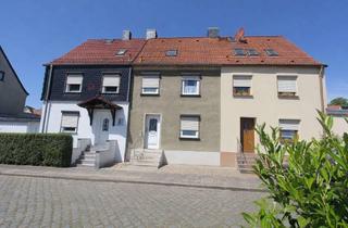 Haus kaufen in 06295 Lutherstadt Eisleben, Reihenmittelhaus mit Blick auf Eisleben