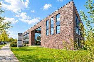 Anlageobjekt in 21244 Buchholz, Ein Blickfang mit Rendite: Modernes, voll vermietetes Bürogebäude mit imposanter Architektur...