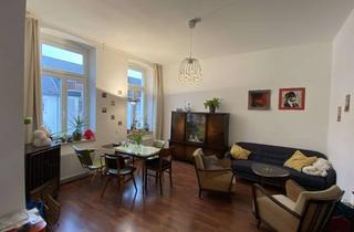Immobilie mieten in 50733 Nippes, Schöne Altbauwohnung mit Balkon zur Zwischenmiete in Nippes