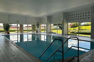 Immobilie mieten in Panoramastraße 73, 88094 Oberteuringen, Wohnen auf Zeit – Stilvoll möbliertes Appartement mit Panoramablick & Pool nahe Bodensee