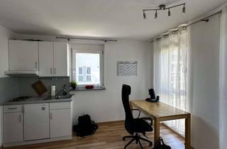 Immobilie mieten in Bgm.-Miehle-Straße 18, 86199 Göggingen, 1-Zimmer möbliertes Appartement in Uni-Nähe (befristet)