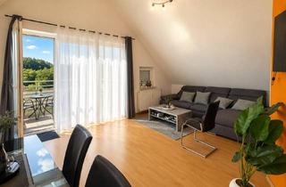 Wohnung kaufen in Siemensstrasse 6, 73066 Uhingen, von privat, freie - 2 ZKB Dachgeschosswohnung mit Balkon & TG ca. 5 % Rendite in 73066 Uhingen