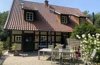 Wohnung mieten in 33689 Sennestadt, Wohnen mit Hauscharakter – Charmante Wohnung mit eigenem Garten und Terrasse
