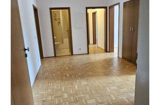 Wohnung mieten in Ludwigsplatz, 53859 Niederkassel, renovierte 4-Zimmer-Wohnung in zentraler Lage von Niederkassel-Lülsdorf mit Balkon