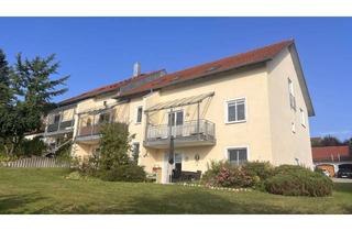 Wohnung mieten in Eichenweg, 94086 Bad Griesbach, Sonnige 2,5-Zimmer-Wohnung mit Balkon, Einbauküche und Stellplatz in Bad Griesbach im Rottal