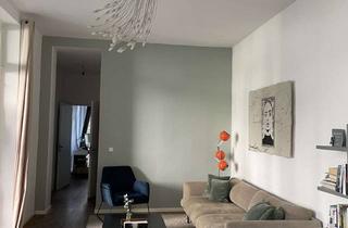 Wohnung mieten in 10997 Kreuzberg, Bright Kreuzberg Hinterhaus Apartment with Spacious Balcony