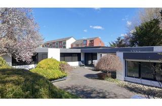 Haus kaufen in Rutenkamp 31, 24537 Faldera, Architekten-Bungalow mit 181 m² Wohnfläche und großzügiger Südterrasse