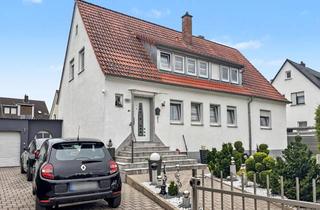 Haus kaufen in 90441 Nürnberg, Solides Zweifamilienhaus mit Garage, Stellplätze, gepflegtem Garten in Nürnberg-Werderau