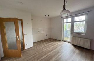 Wohnung mieten in Limbacher Straße 82, 09113 Chemnitz, TOP Mietpreisangebot *** 1. OG / Bad mit Wanne + Fenster / komplett zum Innenhof