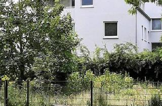 Wohnung kaufen in 28816 Stuhr, Stuhr - Brinkum : Schöne im Grünen gelegene 2-3 Zimmer DG-Whg.