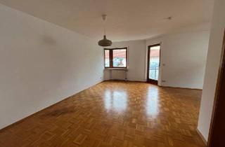 Wohnung kaufen in 96231 Bad Staffelstein, Bad Staffelstein - Charmante 1,5-Zimmer-Wohnung mit Balkon, EBK & Stellplatz