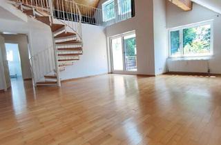 Wohnung kaufen in 70569 Stuttgart, Stuttgart - Großzügige Galeriewohnung - 2 TG-Stellplätze - Provisionsfrei