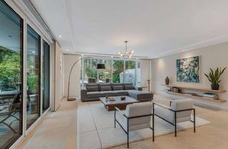 Wohnung kaufen in 24105 Düsternbrook, Exklusive Maisonette-Wohnung mit Garten, Aufzug und Tiefgarage an der Kieler Förde