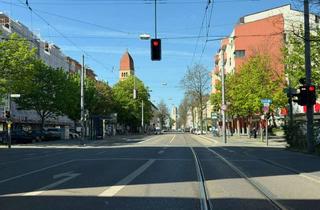 Wohnung kaufen in 86157 Pfersee, 3 Zi. Erdgeschosswohnung in Pfersee mit TG & Außenstellplatz sowie Terrasse im Zentrum von Augsburg