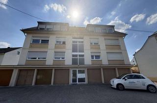 Wohnung kaufen in 56321 Brey, Charmante 3-Zimmer-Wohnung mit Balkon und Garage in Brey