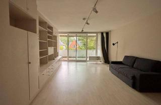 Wohnung kaufen in Dockenhudener Straße 11, 22587 Blankenese, Komfortable 1,5 Zimmer in Blankenese mit Südbalkon und Tiefgarage