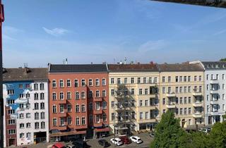 Wohnung kaufen in Petersburger Straße 39, 10249 Friedrichshain, Altbau-Charme auf 31,2 m²