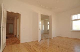 Wohnung kaufen in Jagowstraße 16, 13585 Spandau, Helle und großzügige 3-Zimmer-Altbauwohnung mit Balkon im Lutherkiez in Berlin-Spandau