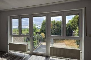 Wohnung mieten in Tilsiterstr. 49, 53879 Euskirchen, außergewöhnliche Maisonette-Wohnung: Wohnen auf zwei Ebenen mit Garten und Fernblick