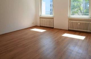 Wohnung mieten in Alter Markt 28, 42275 Barmen, Helle 1-Zimmer-Wohnung mit großem Balkon und separater Küche
