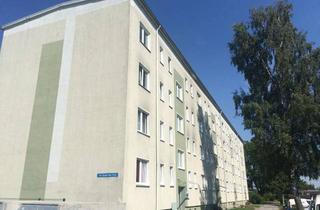 Wohnung mieten in Fritz-Reuter-Platz 17, 19417 Warin, Kleine modernisierte Wohnung mit Balkon