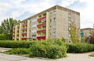 Wohnung mieten in Walther-Ausländer-Straße, 14772 Hohenstücken, Altersfreundlich mit Aufzug: 2-Zimmer-Wohnung mit Balkon