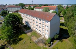 Wohnung mieten in Dr.-Theodor-Neubauer-Str. 12, 17438 Wolgast, 2,5 Raumwohnung mit Balkon (17.21)