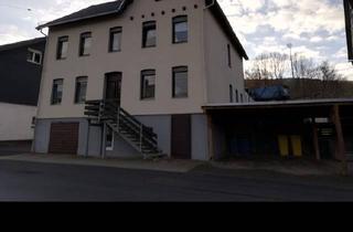 Wohnung mieten in Frankfurter Straße 134, 57290 Neunkirchen, 4 Zimmer Wohnung in Neunkirchen-Zeppenfeld