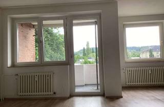 Sozialwohnungen mieten in Wegskamp, 33605 Sieker, Auf gute Nachbarschaft: weitläufige 4-Zimmer-Wohnung (WBS)