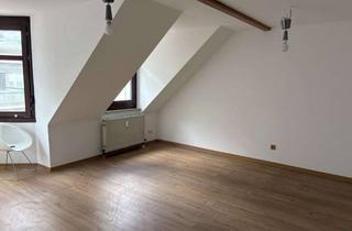 WG-Zimmer mieten in R 21, 68161 Innenstadt, Geräumiges WG-Zimmer in zentraler Innenstadtlage