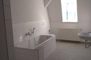 Wohnung mieten in 08451 Crimmitschau, großzügige 3-Zimmer Wohnung mit modernem Badezimmer, Garage und Stellplatz, ab 01.10.2026 frei!