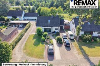 Einfamilienhaus kaufen in 24539 Neumünster, Provisionsfrei für den Käufer! Großes Einfamilienhaus mit Südwest-Terrasse und Feldrandblick