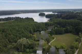 Haus kaufen in Finnhütte, 17252 Schwarz, Idylle pur: Kleines Ferienhaus am See nahe HH & Berlin an der Mecklenburger Seenplatte