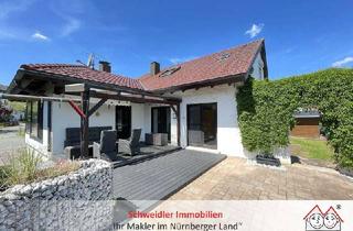 Einfamilienhaus kaufen in 91242 Ottensoos, Ihr Haus in Ottensoos! Freistehendes Einfamilienhaus mit Galerie, Kachelofen und toller Terrasse
