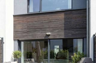 Haus kaufen in 61476 Kronberg, 1A-Lage: Studiohaus am Quellenpark - seltene Gelegenheit ohne Provision